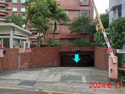 台北拍賣大樓-4