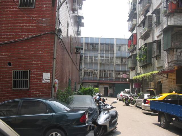 三重公寓法拍-4