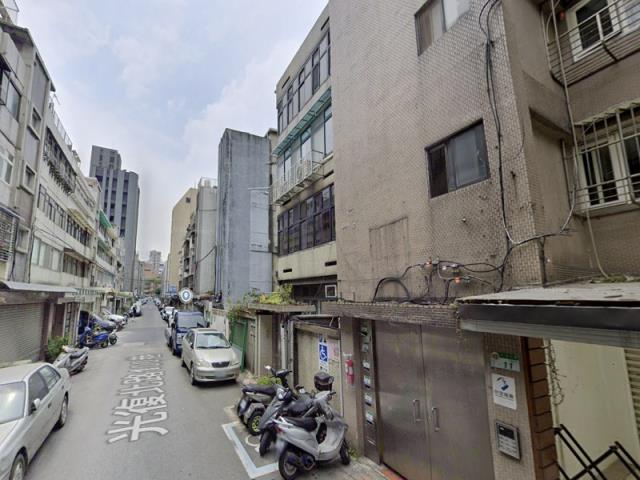 台北松山公寓法拍-5