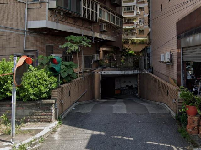 蘆洲法拍大樓-9