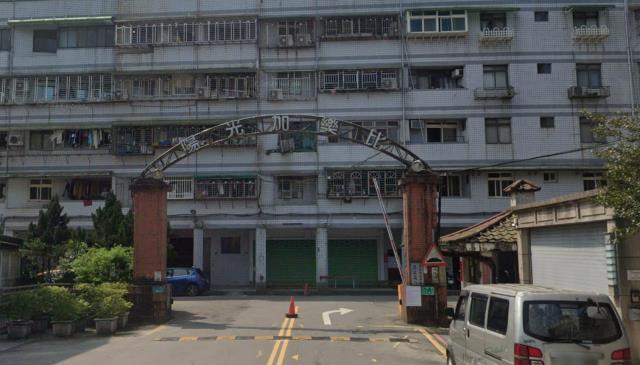 基隆安樂區拍賣公寓-4