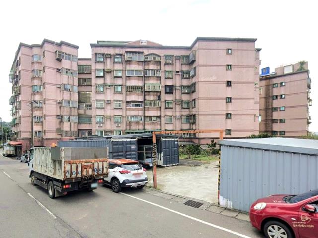 新北三芝法拍大樓-5