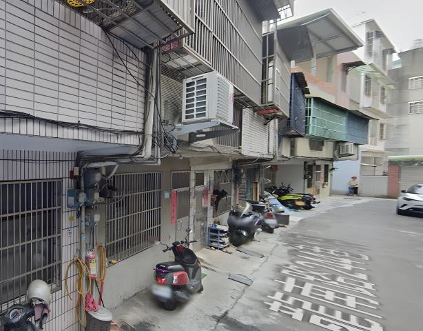 桃園平鎮法拍透天-2