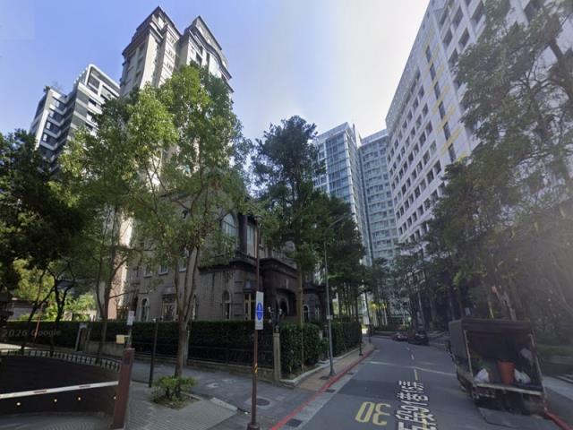 台北信義區大樓拍賣-8