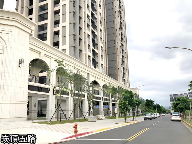 新北淡水大樓拍賣-6