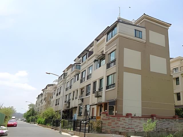 新北八里法拍透天-9