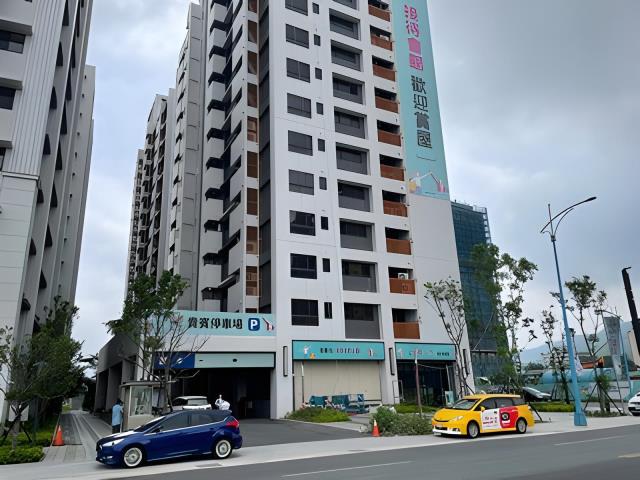 新北八里法拍大樓-4