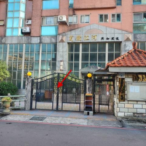 新北淡水法拍大樓-7