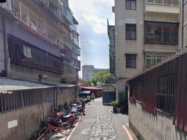 蘆洲公寓法拍-8