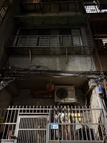 三重法拍透天-4