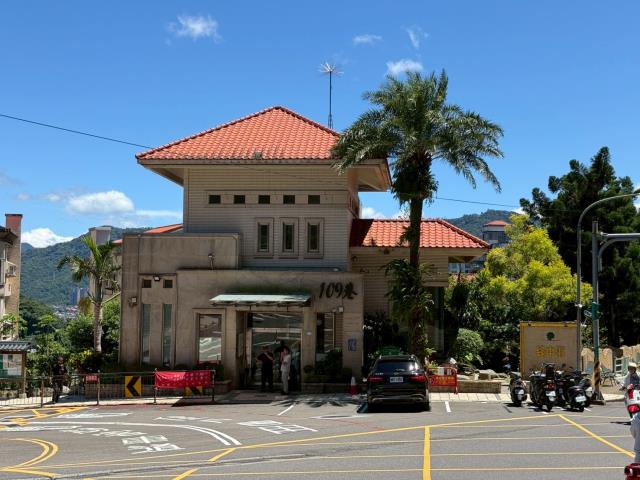 新北新店透天拍賣-9