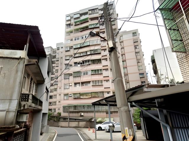 新北三芝法拍大樓-2