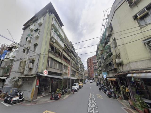 台北信義區公寓法拍-7