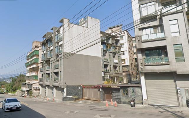 基隆七堵法拍透天-1