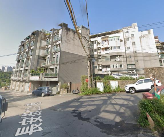 基隆七堵法拍透天-4