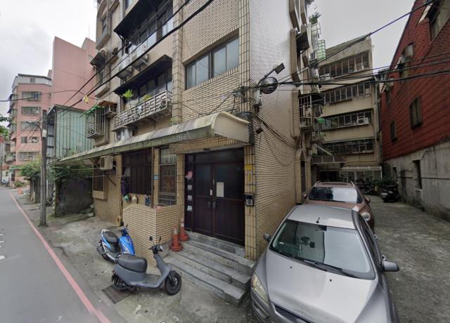 新北汐止法拍公寓-4