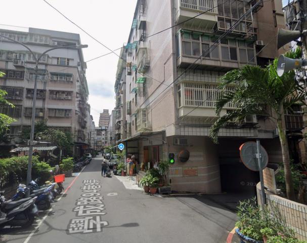 土城大樓法拍-8