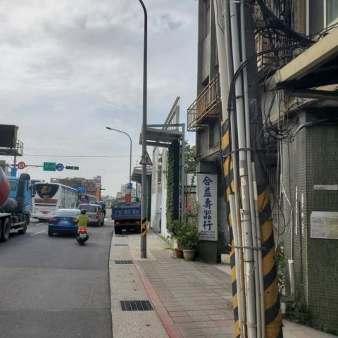 台北南港拍賣公寓-4